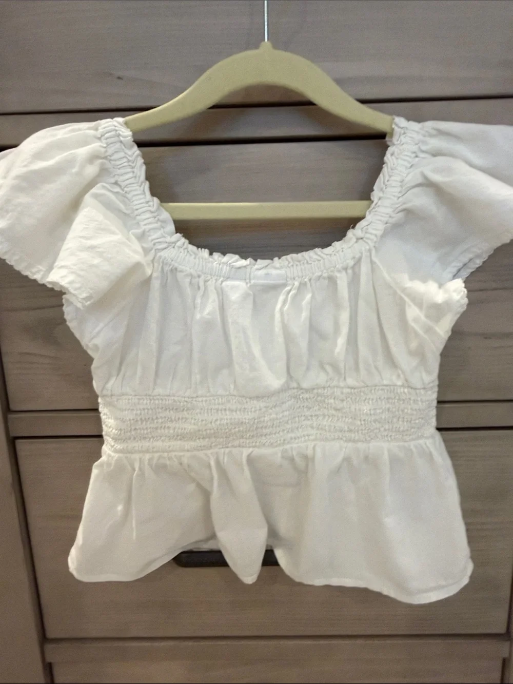 GAP White Shirred Peplum Button-Front Top